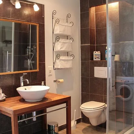 Dans - Grand Bain بيت للعطل